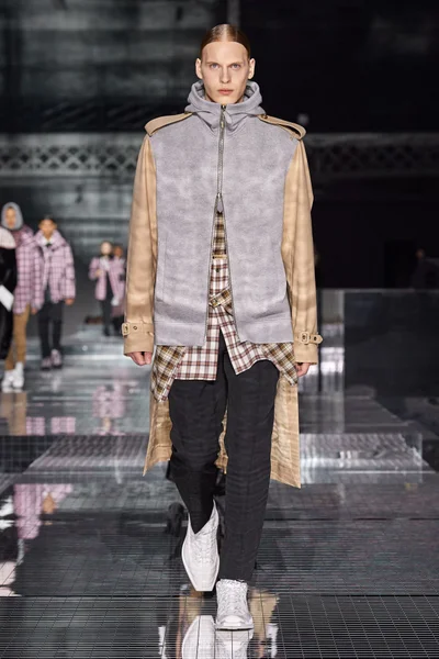 Look 61